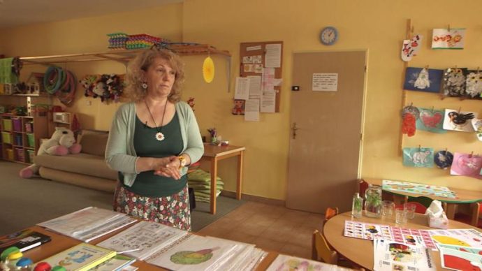 Mgr. Zdenka Štefanidesová v dokumentární sérii Dejme dětem rodinu pro TV Noe